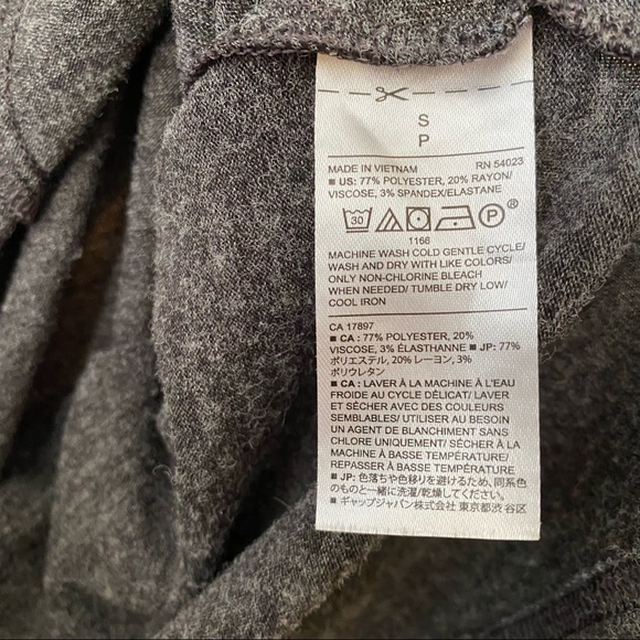 BANANA REPUBLIC • Charcoal Gray Long Sleeve Top with Sleeve Detail - Size S - Picture 10 of 11